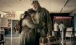 Lena Dunham, Stephen Fry (v.l.n.r.) in "Treasure - Familie ist ein fremdes Land" (2024)