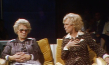 Gewerkschafterin Elfriede Kretschmer, Leni Riefenstahl (v.l.n.r.) zu Gast in der WDR-Talkshow "Je später der Abend", 1976 ("Riefenstahl", 2024)