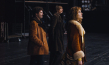 John Magaro, Alexander Scheer, Mala Emde (v.l.n.r.) in "Köln 75" (2025)
