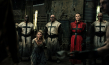 Deirdre Mullins (knieend), Arly Jover (3.v.r.) in "In the Lost Lands" (2025)