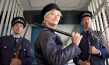 Arnel Tači, Heike Makatsch, Rudolf Krause (v.l.n.r.) in "Akiko, der fliegende Affe" (2024)