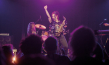 Martina Weith (vorne) in "Einfach machen! She-Punks von 1977 bis heute" (2024)