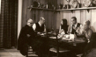 Hans Hardt-Hardtloff, Rolf Hoppe, Sabine Lorenz, Alfred Struwe, Micaëla Kreißler (v.l.n.r.) in "Tod eines Millionärs" (1971)