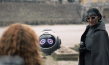 Alexa Goodall, Laura Haddock (v.l.n.r.) in "Momo" (2025)