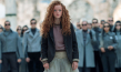 Alexa Goodall (vorne) in "Momo" (2025)