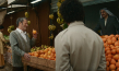 Mohammed Bakrī (2.v.l.), Saleh Bakrī (2.v.r.) in "Im Schatten des Orangenbaums" (2025)