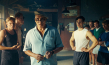 Leonard Kunz, Oliver Masucci, Nick Romeo Reimann (vorne v.l.n.r.) in "Adams Acht" (2026)