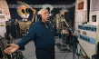 Wolf Biermann bei den Aufnahmen zu seinem Lied "Ermutigung", das er gemeinsam mit den Toten Hosen für deren Album "Trink aus, wir müssen gehen!" aufgenommen hat ("Biermann", 2026)