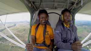 "Girls Don't Fly - Träume vom Fliegen", Quelle: eksystent distribution, DIF