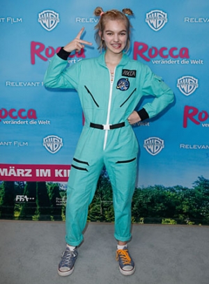 Luna Maxeiner bei der Weltpremiere von "Rocca verändert die Welt" in der Astor Film Lounge HafenCity Hamburg 03.03.2019; Quelle: Warner Bros. Pictures Germany, DIF, © André Mischke, Warner Bros.