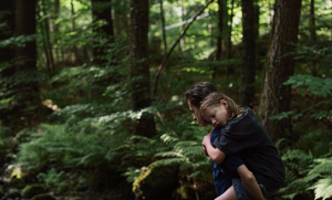 Jakob Lassalle, Clara Möller in "Ich war zuhause, aber" (2019); Quelle: Piffl Medien, DFF, © Nachmittagfilm