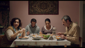 Füsun Demirel, Baran Şükrü Babacan, Halima Ilter, Nizam Namidar (v.l.n.r.) in "Jiyan" (2019); Quelle: Filmfestival Max Ophüls Preis 2020, © Süheyla Schwenk Produktion, Deutsche Film- und Fernsehakademie Berlin (dffb)