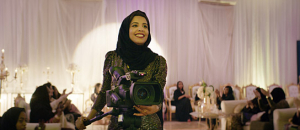 Dae Al Hilali in "Die perfekte Kandidatin" (2019); Quelle: Neue Visionen Filmverleih, DFF, © Neue Visionen Filmverleih