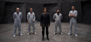 Marcel Andrée, Konstantin-Philippe Benedikt, Nadin Matthews, Ibrahim Al-Khalil, Ali Khalil (v.l.n.r.) in "Die Rüden" (2019); Quelle: Real Fiction Filmverleih, DFF, © 2017 Tom Trambow