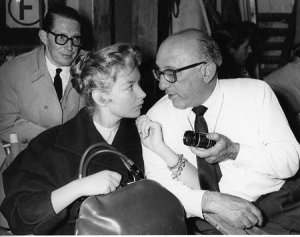 Karl-Heinz Kaesbach (Bavaria-Pressechef), Odile Versois, Robert Siodmak (v.l.n.r.)