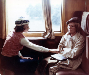 Jutta Wachowiak, Inge Keller (v.l.n.r.) in "Die Verlobte" (1980); Quelle: DFF, © DEFA-Stiftung, Waltraut Pathenheimer