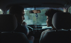 Noah Tinwa, Safinaz Sattar in "Paradiesvogel" (2020); Quelle: Filmfestival Max Ophüls Preis 2021, © Lisa Jilg