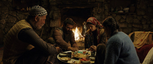 Müfit Kayacan, Kayhan Açikgöz, Cemre Ebüzziya, Helin Kandemir (v.l.n.r.) in "Eine Geschichte von drei Schwestern" (2019); Quelle: Grandfilm, DFF, © Emre Erkmen