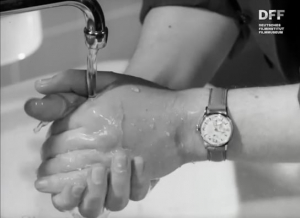 Screenshot aus "Kienzle (Nr. 1 Strapazieruhr)" (1960); Quelle: DFF