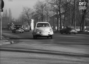 Screenshot aus "NSU (Nr. 4 Sportliches Fahren)" (1960); Quelle: DFF