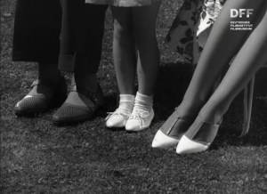 Screenshot aus "Scherer Schuhe (Nr. 3 Schuhe: Garten)" (1960); Quelle: DFF