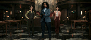 Michelle Yeoh, Angela Bassett, Carla Gugino (v.l.n.r.) in "Gunpowder Milkshake" (2021); Quelle: Studiocanal, DFF, © 2020 STUDIOCANAL SAS