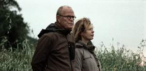 Dieter Mann, Renate Krößner (vl.n.r.) in "Vergiss dein Ende" (2011); Quelle: Basis-Film Verleih, DFF