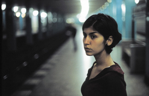 Serpil Turhan in "Der schöne Tag" (2001); Quelle: Peripher Filmverleih, DFF