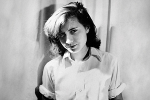 Patricia Highsmith 1942, mit 21 Jahren ("Loving Highsmith", 2021); Quelle: Salzgeber & Co. Medien, DFF, Foto: Rolf Tietgens/Courtesy of Keith De Lellis