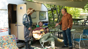Heikki Kinnunen, Samu Haber, Kari Väänänen (v.l.n.r.) in "Grump – Auf der Suche nach dem Escort" (2022)