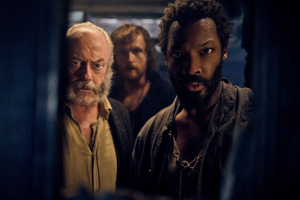 Liam Cunningham, Chris Walley, Corey Hawkins (v.l.n.r.) in "Die letzte Fahrt der Demeter" (2023)