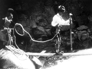 Paul Graetz, Hans Schneeberger (v.l.n.r.) in "Der große Sprung" (1927)