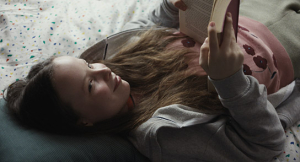 Laeni Geiseler in "Was Marielle weiß" (2025)