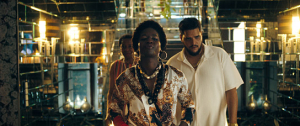 Die P (Mitte), Yasin El Harrouk (rechts) in "Der Prank - April, April!" (2025)