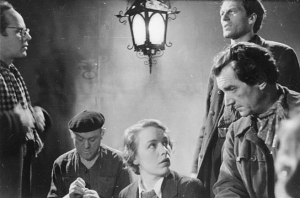 Eugen York, Josef Sieber, Lotte Koch, Siegmar Schneider, Karl-Heinz Schroth (v.l.n.r.) bei den Dreharbeiten zu "Morituri" (1948)