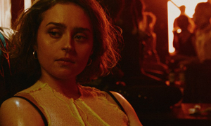June Ellys Mach in "Rave on" (2025)