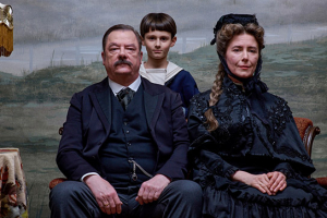 Peter Kurth, Daniel Dongres, Sandra Korzeniak (v.l.n.r.) in "Franz K." (2025)