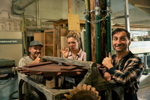 Moritz Katzmair, Stella Goritzki,Tim Seyfi (v.l.n.r.) in "Pumuckl und das große Missverständnis" (2025)