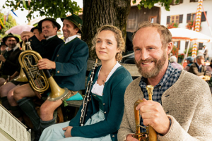 Stella Goritzki (2.v.r.) Florian Brückner (rechts) in "Pumuckl und das große Missverständnis" (2025)