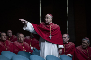 Stanley Tucci in "Konklave" (2024)