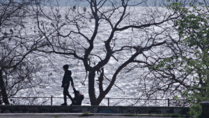 "When Lightning Flashes Over the Sea" (2025)