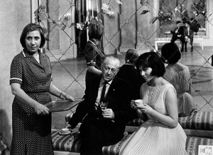 Agnes Kraus, Hans Hardt-Hardtloff, Renate Blume (v.l.n.r.) in "Der geteilte Himmel" (1964)