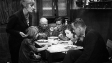 Vera Sacharowa, Fee Wachsmuth, Alexandra Schmitt, Friedrich Gnaß, Ilse Trautschold, Gerhard Bienert (v.l.n.r.) in "Mutter Krausens Fahrt ins Glück" (1929)