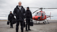 Iain Glen (vorne) in "Gletschergrab" (2023)