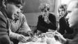 Oliver Siebert, Werner Stocker, Wulf Kessler, Lena Stolze, Ulrich Tukur (v.l.n.r.) in "Die weiße Rose" (1982)