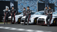 Mariano Gonzáles, Darren Barnet, Maximilian Mundt, Archie Madewke, Harki Bhambra, Pepe Barroso (v.l.n.r.) in "Gran Turismo" (2023)