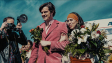 Sam Riley, Elisa Badenes (Mitte v.l.n.r.) in "Cranko" (2024)