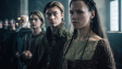 Bela Gabor Lenz (3.v.r.), Alessandro Schuster (2.v.r.), Lilja van der Zwaag (rechts) in "Hagen - Im Tal der Nibelungen" (2024)