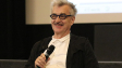 Wim Wenders als Filmpate bei der Abschlussveranstaltung "À NOUS LE CINÉMA!" des internationalen Vermittlungsprojekts "Le Cinéma, cent ans de jeunesse" am 6. Juni 2023 in Wiesbaden
