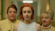 Luise Kinseher, Sarah Mahita, Johanna Bittenbinder (v.l.n.r.) in "Zweigstelle" (2025)